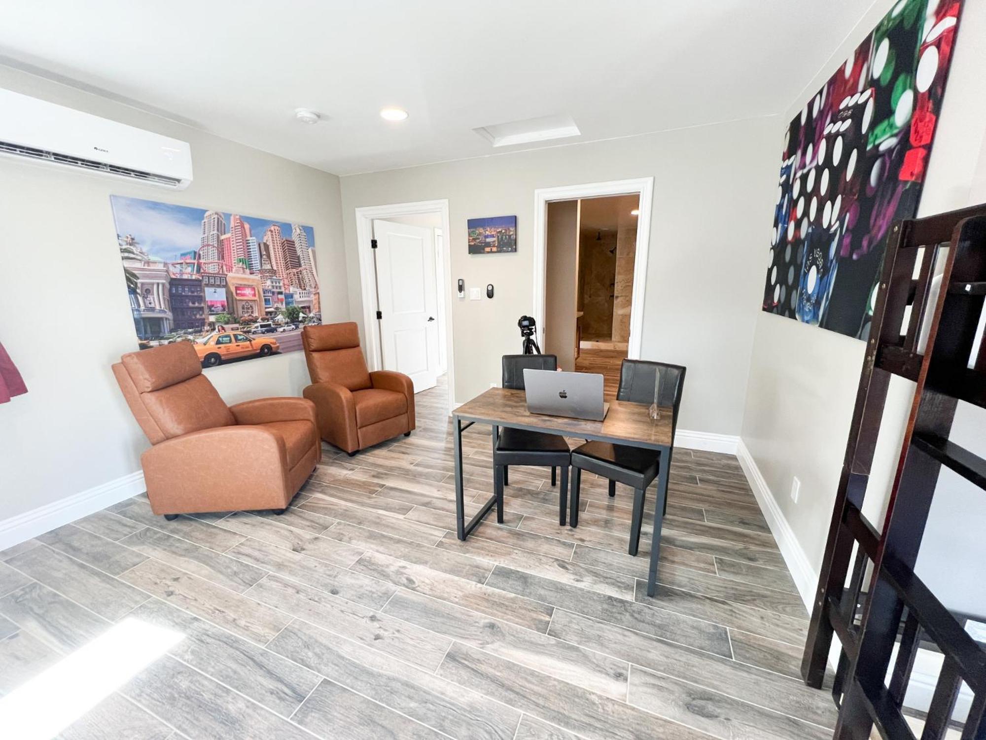 Lux Private Home - Pool, Billiards, 8 Smart Tvs, Board Games, Cotton Bedding - The Stone Sanctuary At Mccullough Hills Trailhead Las Vegas Luaran gambar