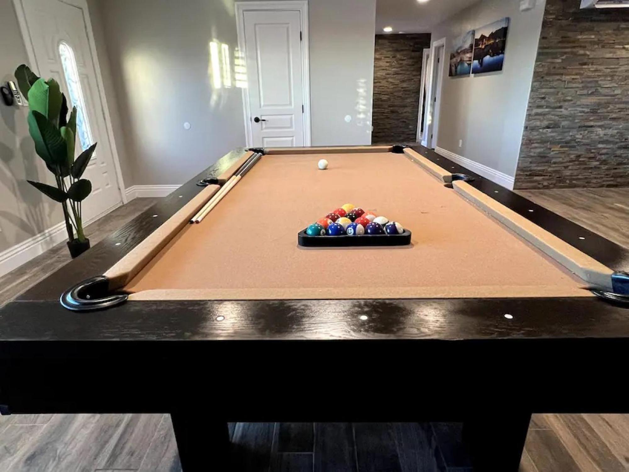 Lux Private Home - Pool, Billiards, 8 Smart Tvs, Board Games, Cotton Bedding - The Stone Sanctuary At Mccullough Hills Trailhead Las Vegas Luaran gambar